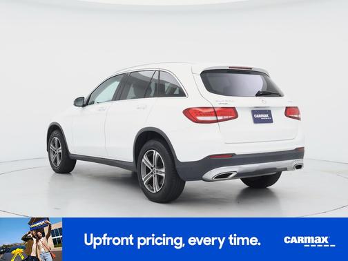 White 2019 Mercedes-Benz GLC 300