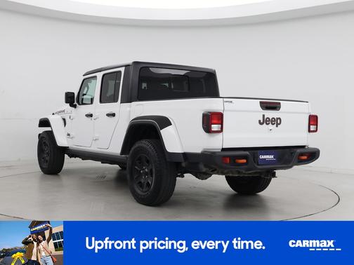 White 2021 Jeep Gladiator Mojave