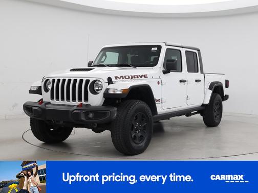 White 2021 Jeep Gladiator Mojave