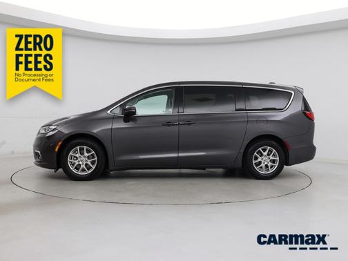 Gray 2023 Chrysler Pacifica Touring L