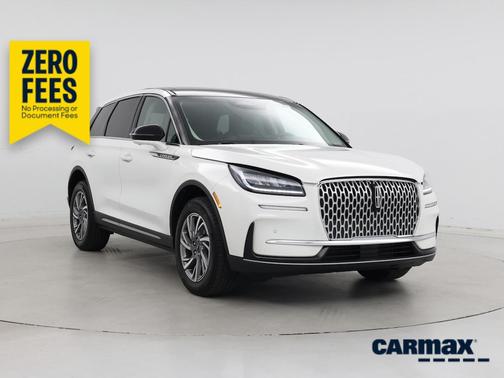 White 2023 Lincoln Corsair Standard