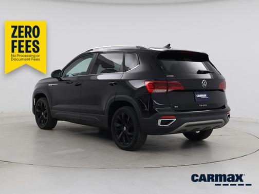 Black 2023 Volkswagen Taos SE