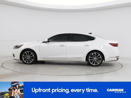 2017 Kia Cadenza Technology