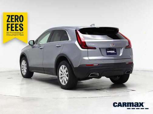 Gray 2023 Cadillac XT4 Luxury