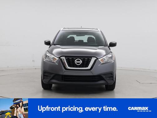 Gray 2019 Nissan Kicks S