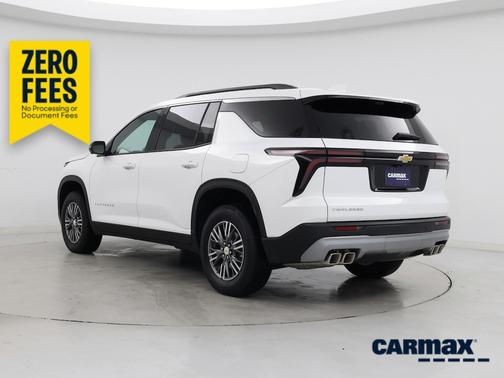 White 2026 Chevrolet Traverse LT