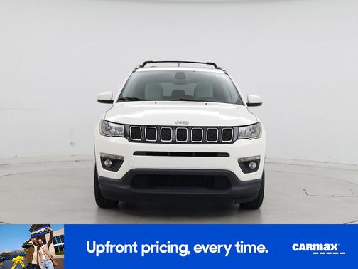 White 2018 Jeep Compass Latitude