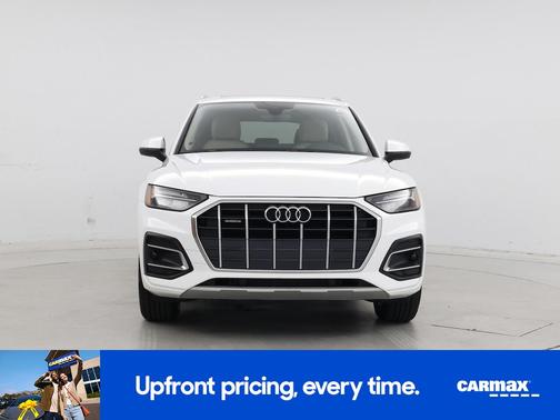 White 2021 Audi Q5 Premium