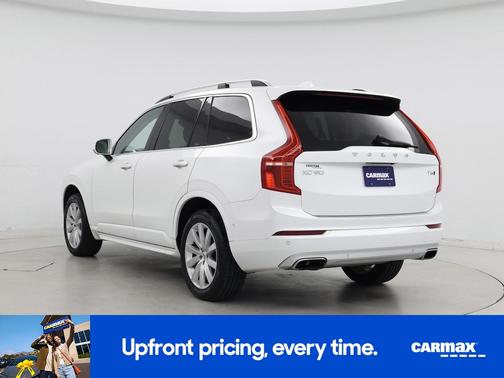 White 2017 Volvo XC90 T6 Momentum