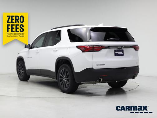 White 2023 Chevrolet Traverse RS