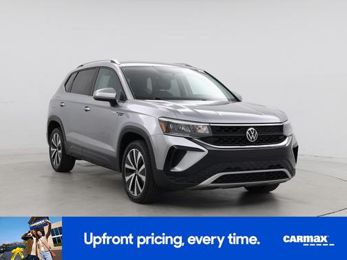 Silver 2022 Volkswagen Taos SE