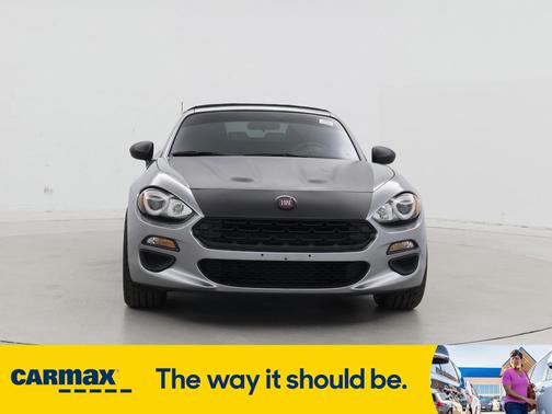 2017 FIAT 124 Spider Classica