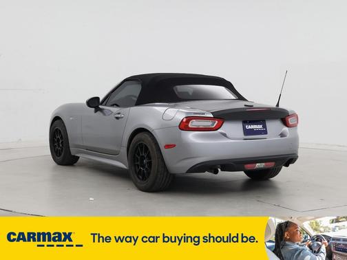 2017 FIAT 124 Spider Classica