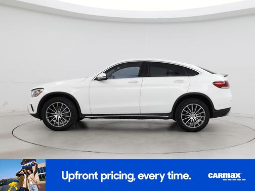 White 2021 Mercedes-Benz GLC 300