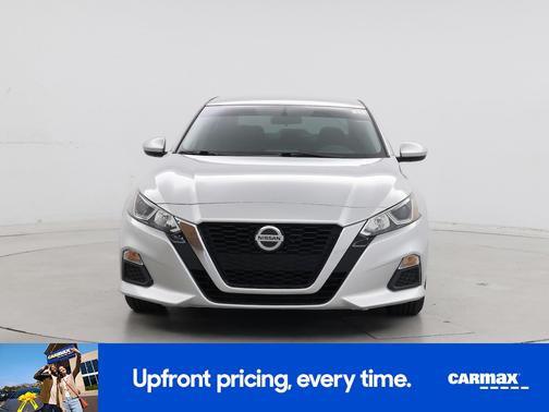 Silver 2019 Nissan Altima S