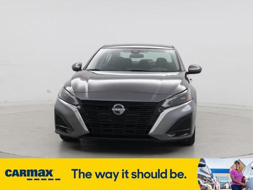 2023 Nissan Altima SV