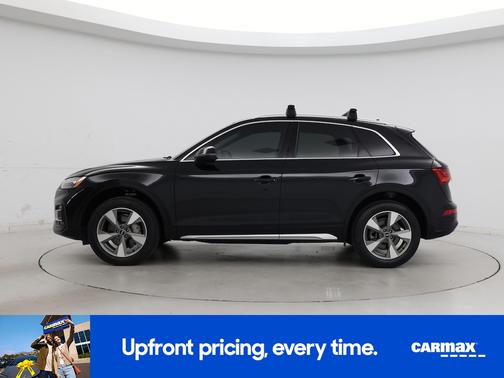 Black 2023 Audi Q5 Premium