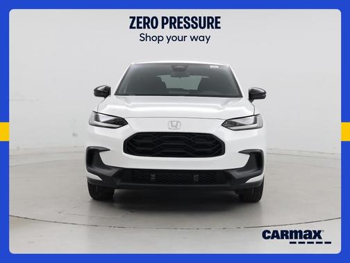 White 2024 Honda HR-V Sport