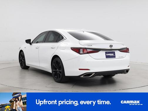 White 2023 Lexus ES 350 F-SPORT Handling