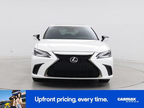 White 2023 Lexus ES 350 F-SPORT Handling