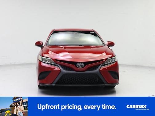 Red 2019 Toyota Camry SE