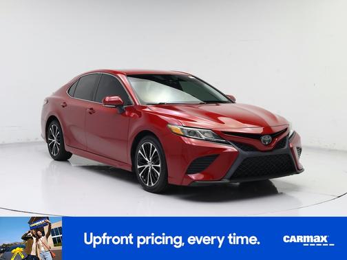 Red 2019 Toyota Camry SE