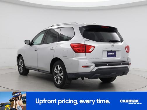 2019 Nissan Pathfinder SV