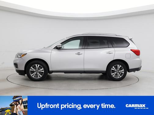 2019 Nissan Pathfinder SV