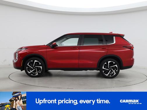 Red 2023 Mitsubishi Outlander SE