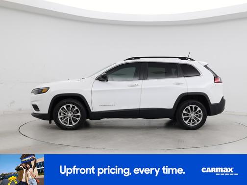 White 2022 Jeep Cherokee Latitude Lux