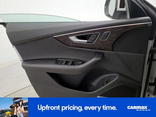 2021 Audi Q8 Premium Plus