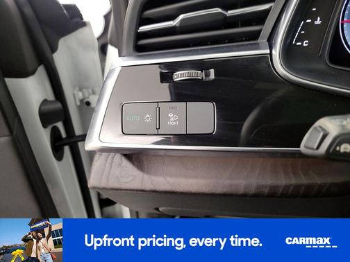 2021 Audi Q8 Premium Plus