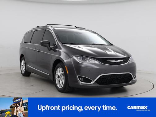 Gray 2020 Chrysler Pacifica Touring L-Plus