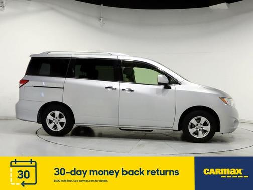 Photo 1 of 27 of 2016 Nissan Quest SV