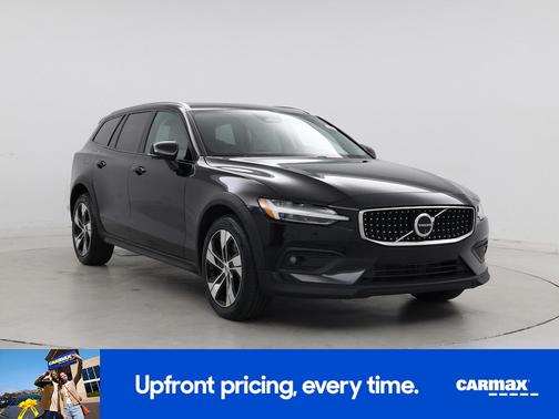 Black 2025 Volvo V60 Cross Country B5 Plus