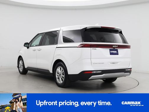2022 Kia Carnival LX