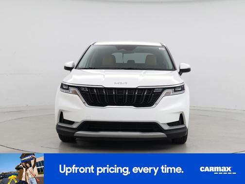 2022 Kia Carnival LX