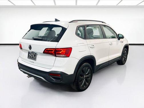 White 2024 Volkswagen Taos 1.5T S