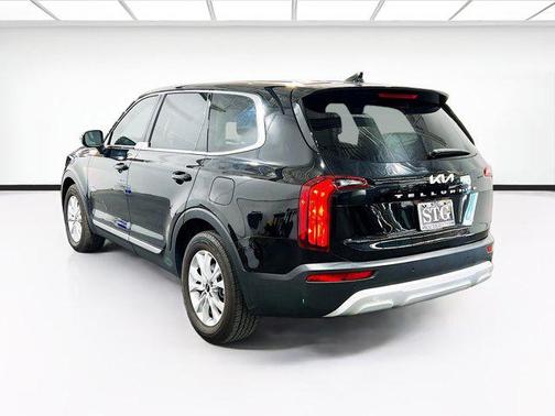 2022 Kia Telluride LX
