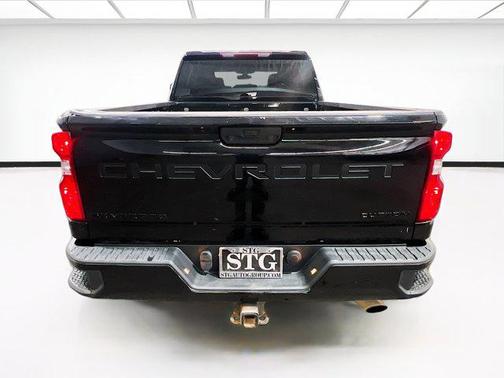 Black 2022 Chevrolet Silverado 2500 Custom