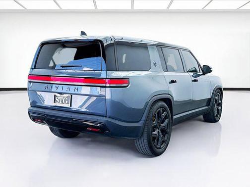 2022 Rivian R1S Launch Edition