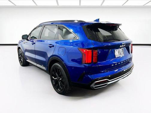 Sapphire Blue 2022 Kia Sorento SX