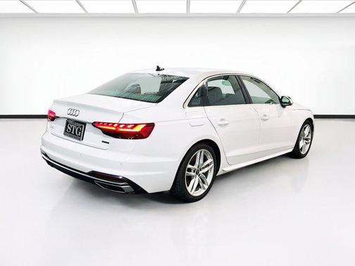 2024 Audi A4 45 S line Premium Plus