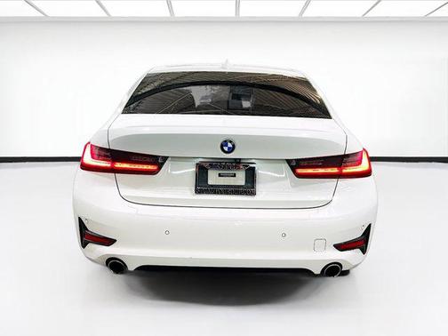 2020 BMW 330 330i