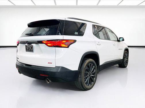 2022 Chevrolet Traverse RS