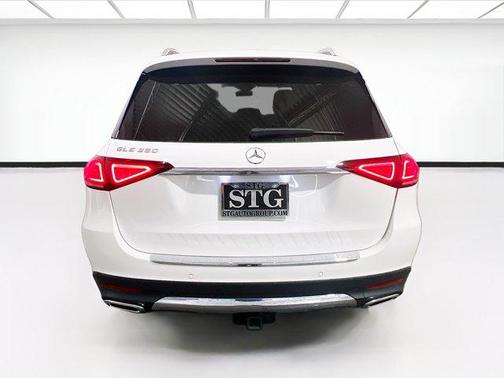 Polar White 2022 Mercedes-Benz GLE 350 Base