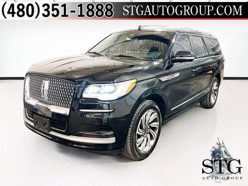 Black 2022 Lincoln Navigator Reserve