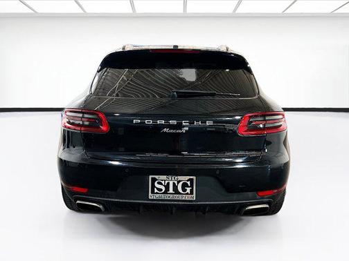 2018 Porsche Macan AWD