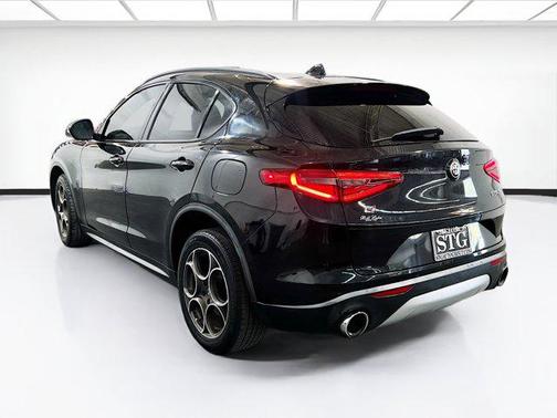 2018 Alfa Romeo Stelvio Sport