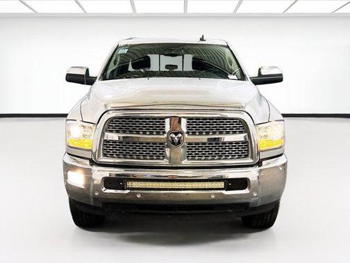 Bright Silver Metallic Clearcoat 2016 RAM 2500 Laramie